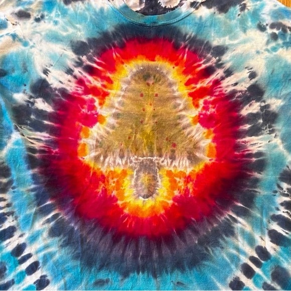 Custom tie dye on XL Port & Company short sleeve shirt with mushroom design - Picture 4 of 5